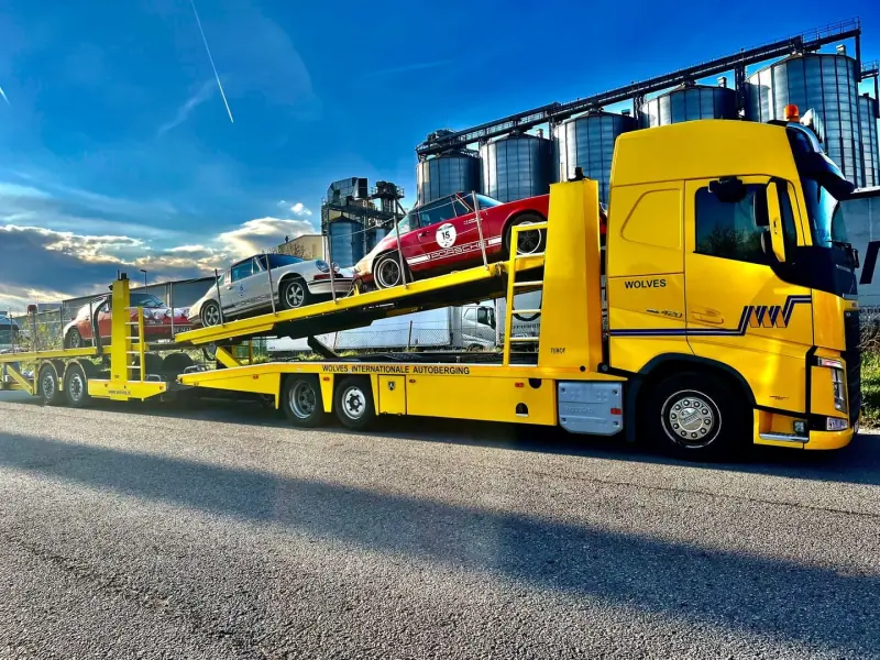 NOMAD enroute transporter loaded with cars